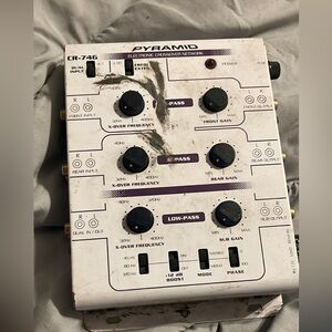 White Electronic Device